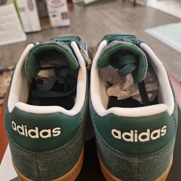 Adidas Men's Green Sneakers - Picture 3 of 7